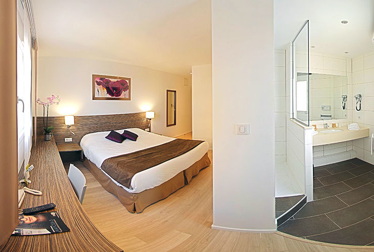 B&B Hotel Hyeres Exterior photo